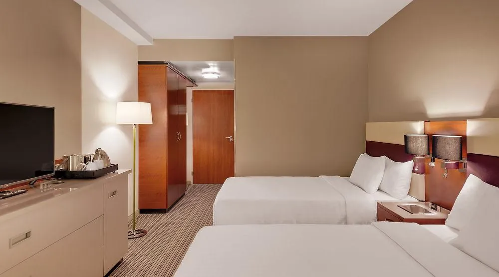 Hotel Courtyard By Marriott Zurich North Suiza