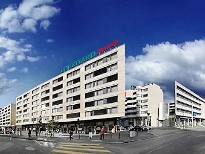 Hotel Courtyard By Marriott Zurich North